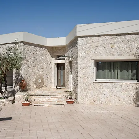 Olithos 2 Lägenhet *